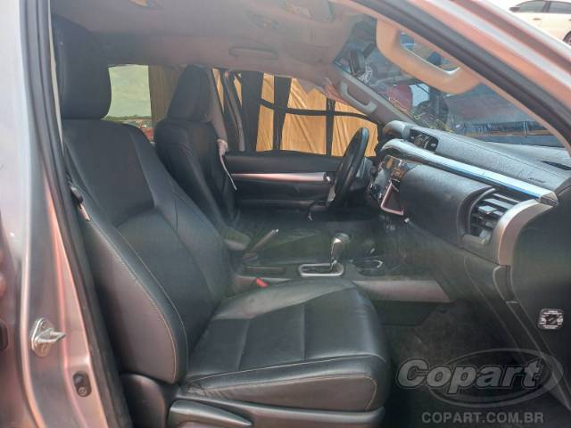 2022 TOYOTA HILUX CD 