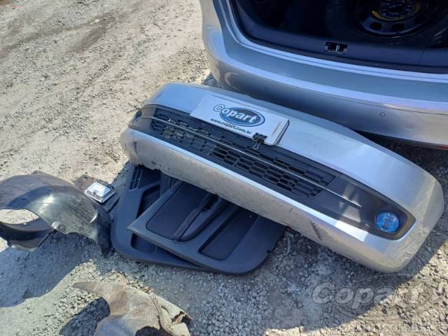2013 VOLKSWAGEN SPACEFOX 