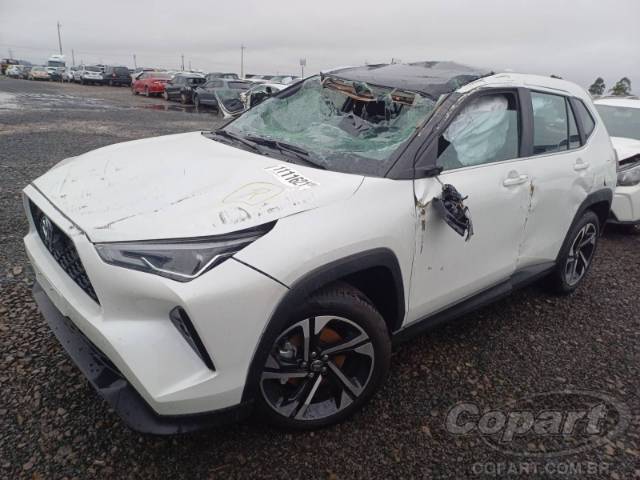 2026 TOYOTA Yaris Cross 