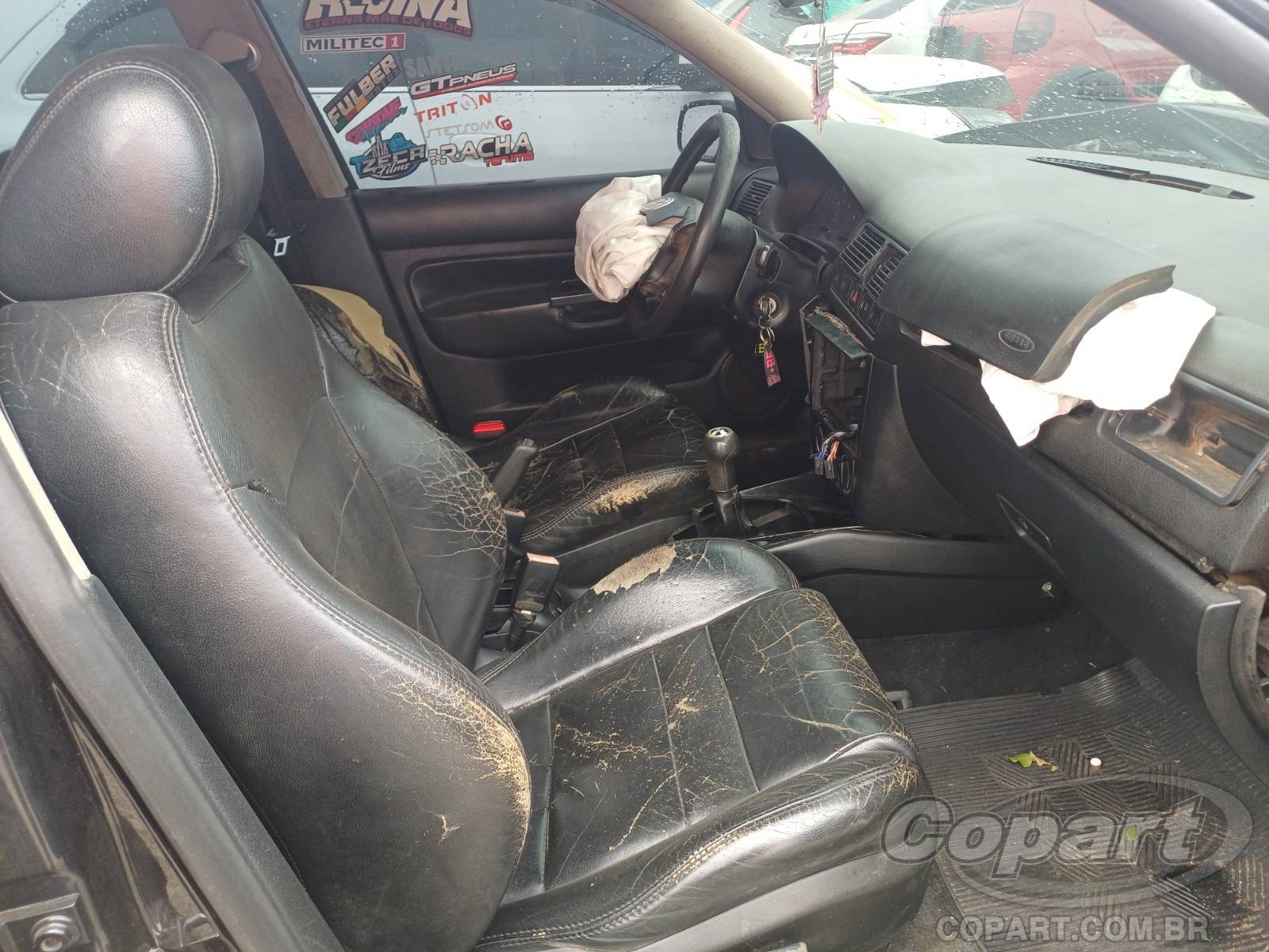 2001 VOLKSWAGEN GOLF — foto 5 de 10