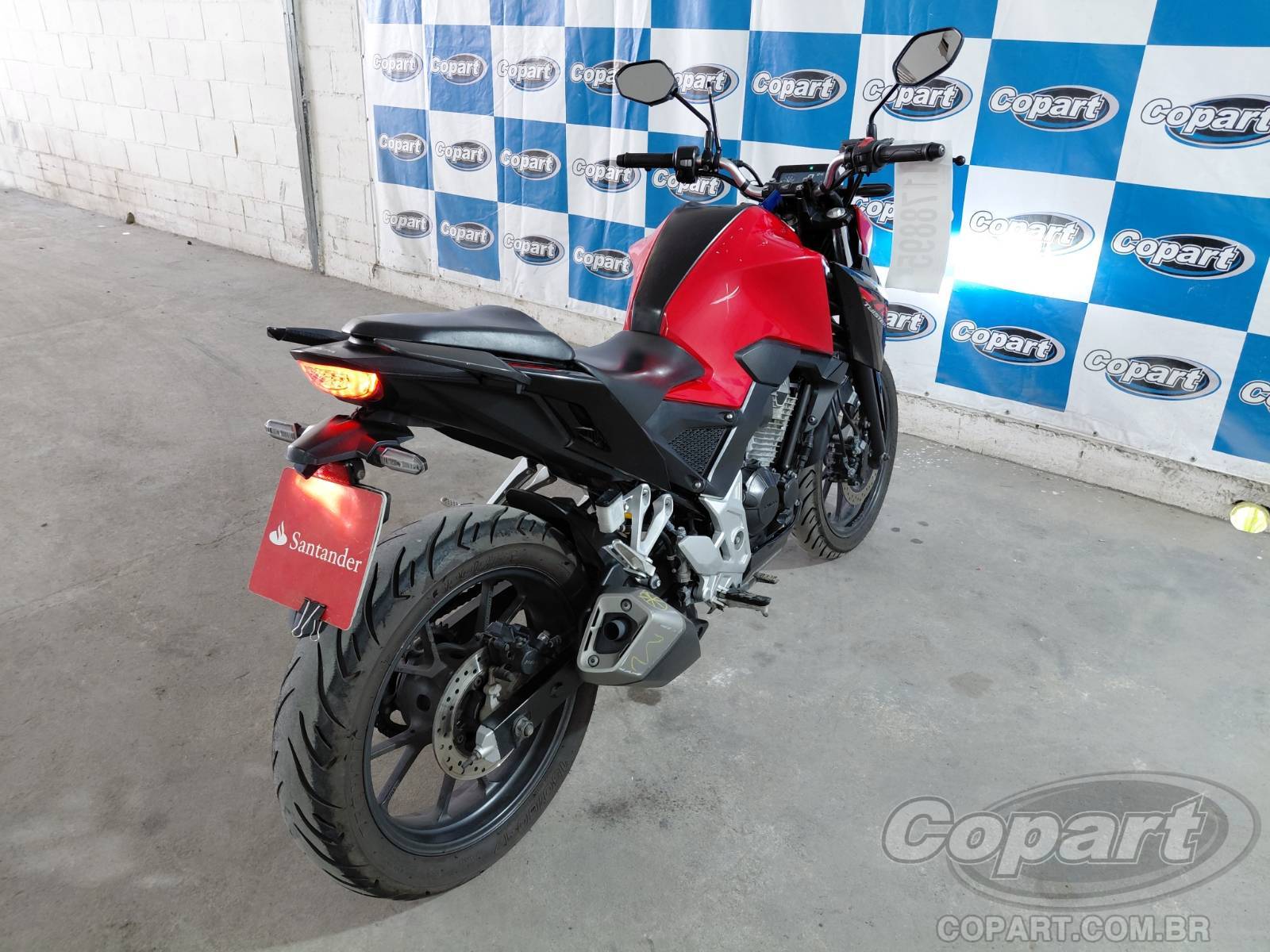 Foto 4: 2023 HONDA CB 300F
