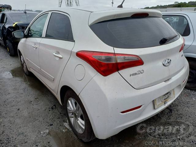 2014 HYUNDAI HB20 