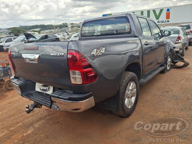 2019 TOYOTA HILUX CD 