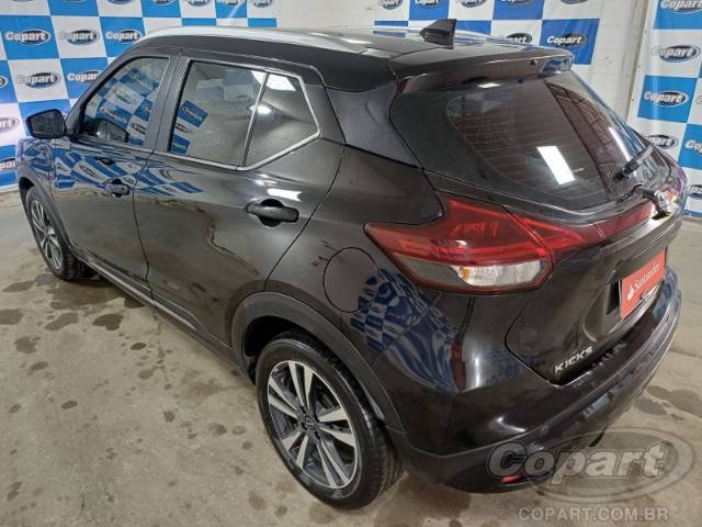 2024 NISSAN KICKS 