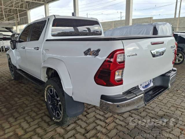 2024 TOYOTA HILUX CD 