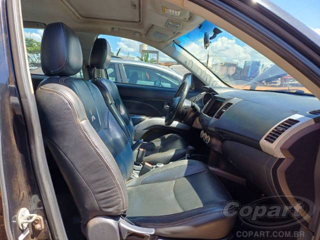 2009 MITSUBISHI OUTLANDER 