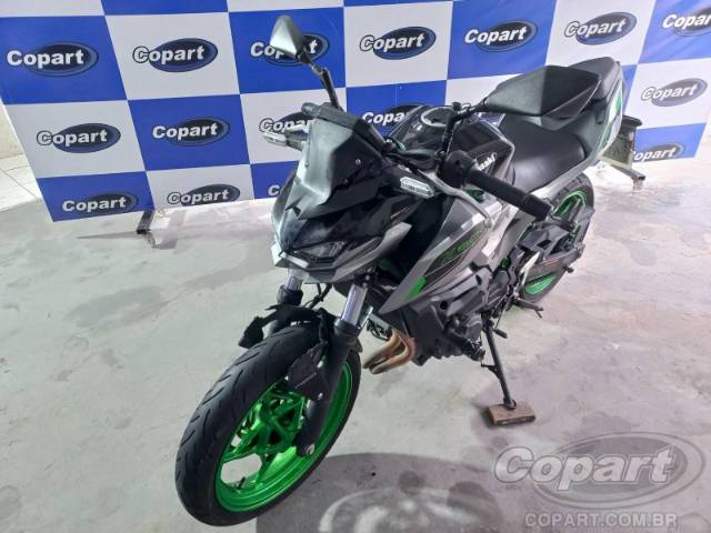2025 KAWASAKI Z500 