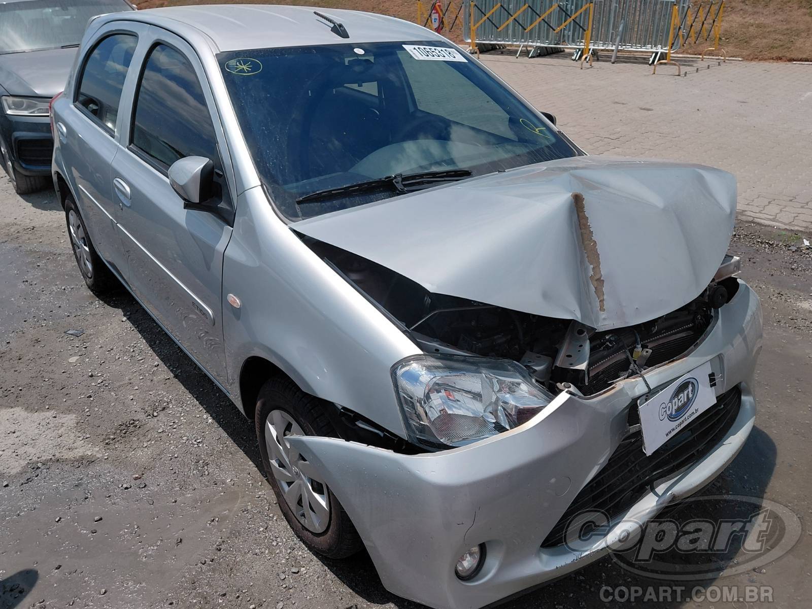 Veículo Toyota Etios 2017 TOYOTA ETIOS X 1.3 16V DUAL VVT-I FLEX 2017 em leilão
