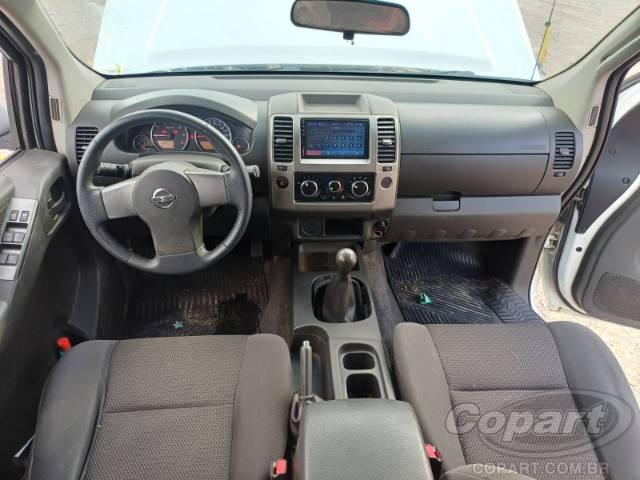 2015 NISSAN FRONTIER CD 