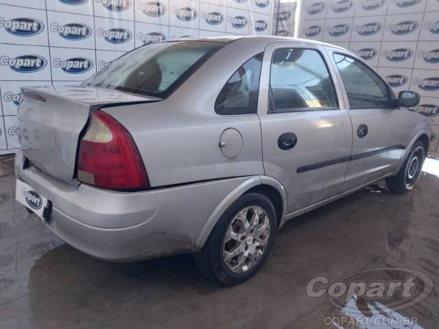 2005 CHEVROLET CORSA SEDAN 