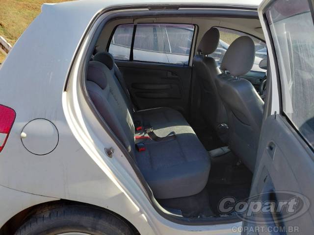 2004 VOLKSWAGEN FOX 