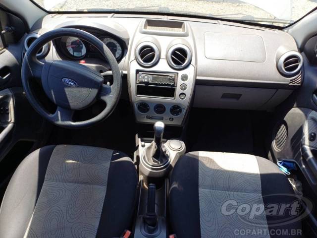 2009 FORD FIESTA SEDAN 