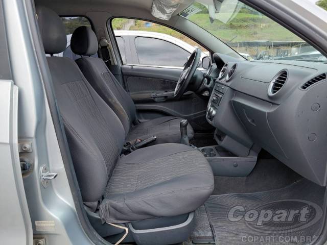 2011 VOLKSWAGEN GOL 