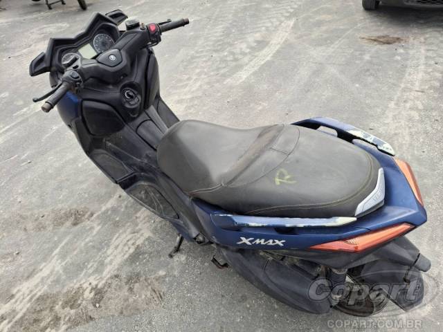 2021 YAMAHA XMAX 