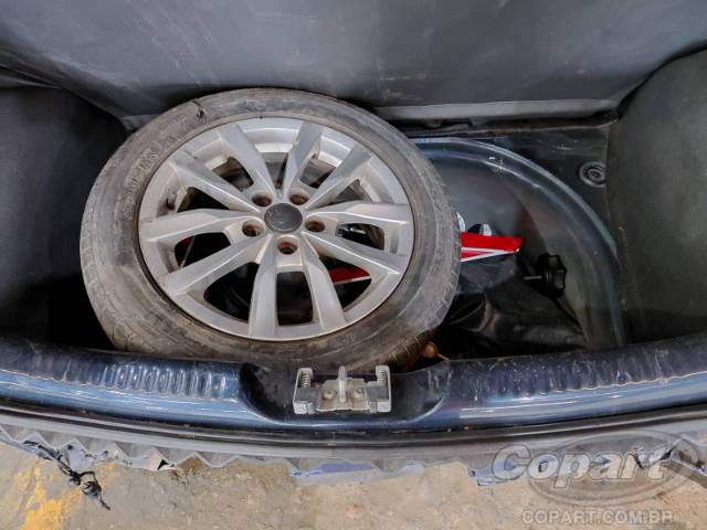 2014 VOLKSWAGEN FOX 