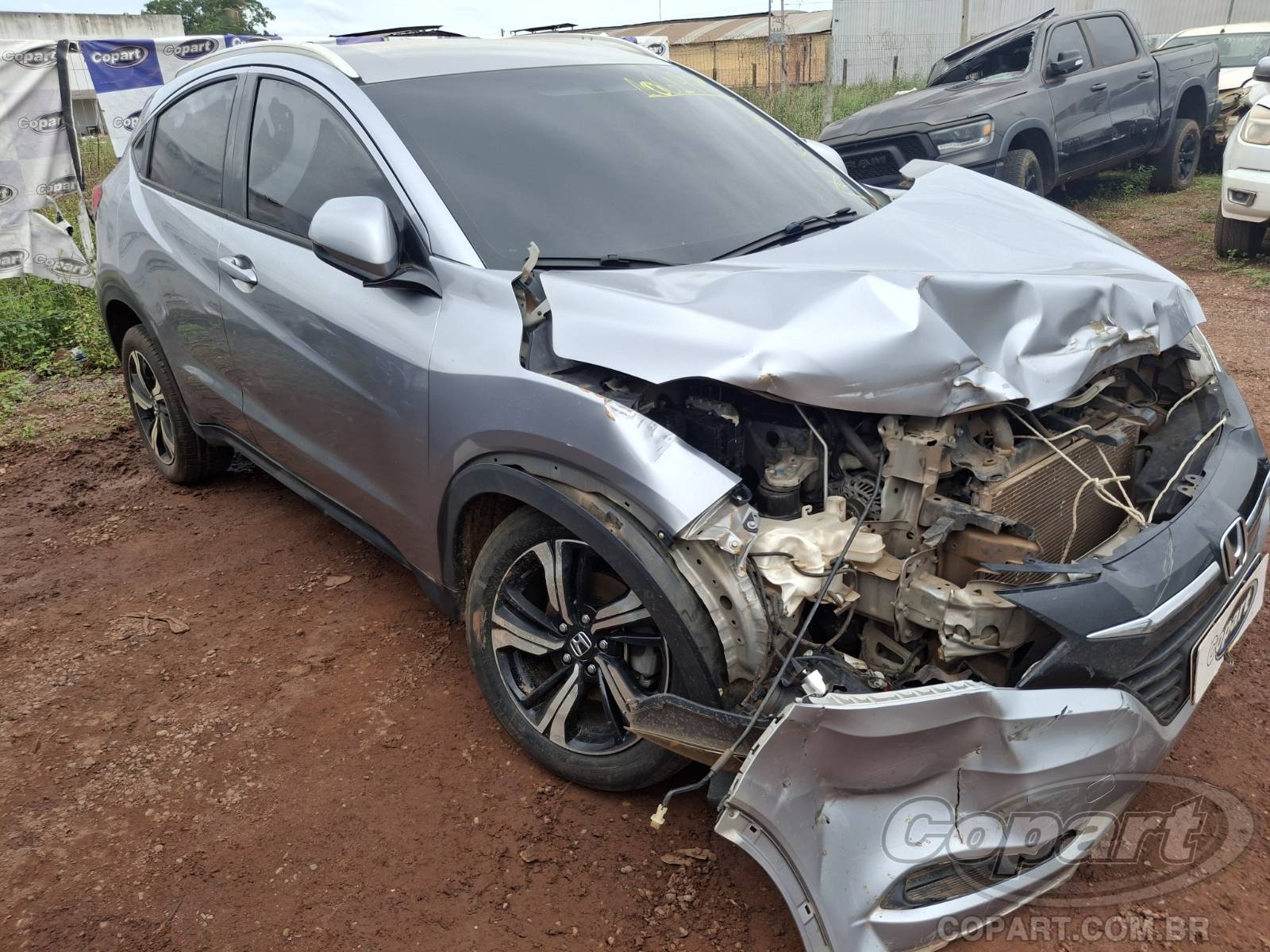 Veículo Honda HR-V Honda HR-V EX 1.8 16V i-VTEC 2017 Colisão Frontal 2017 em leilão