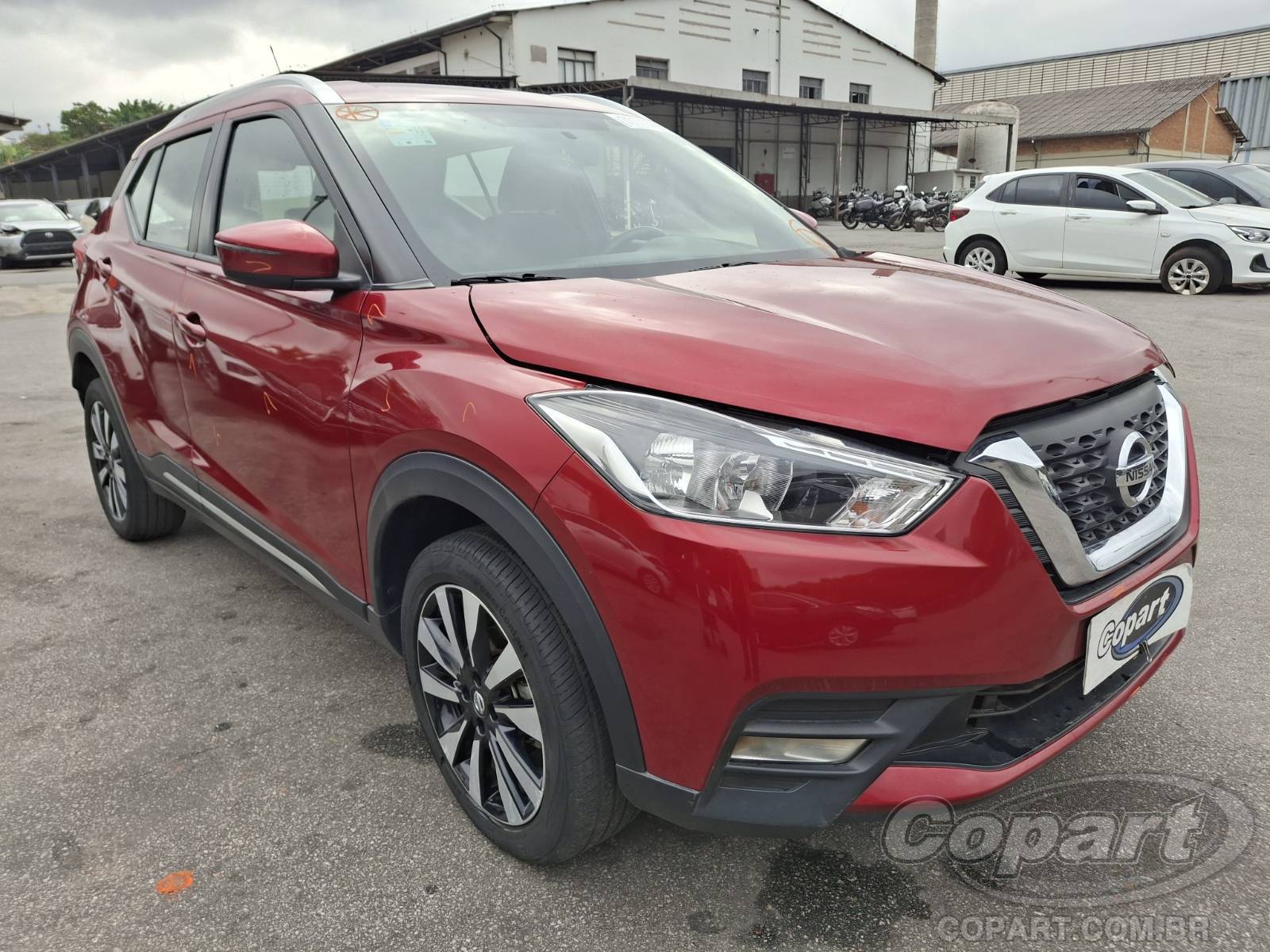 NISSAN KICKS 2020