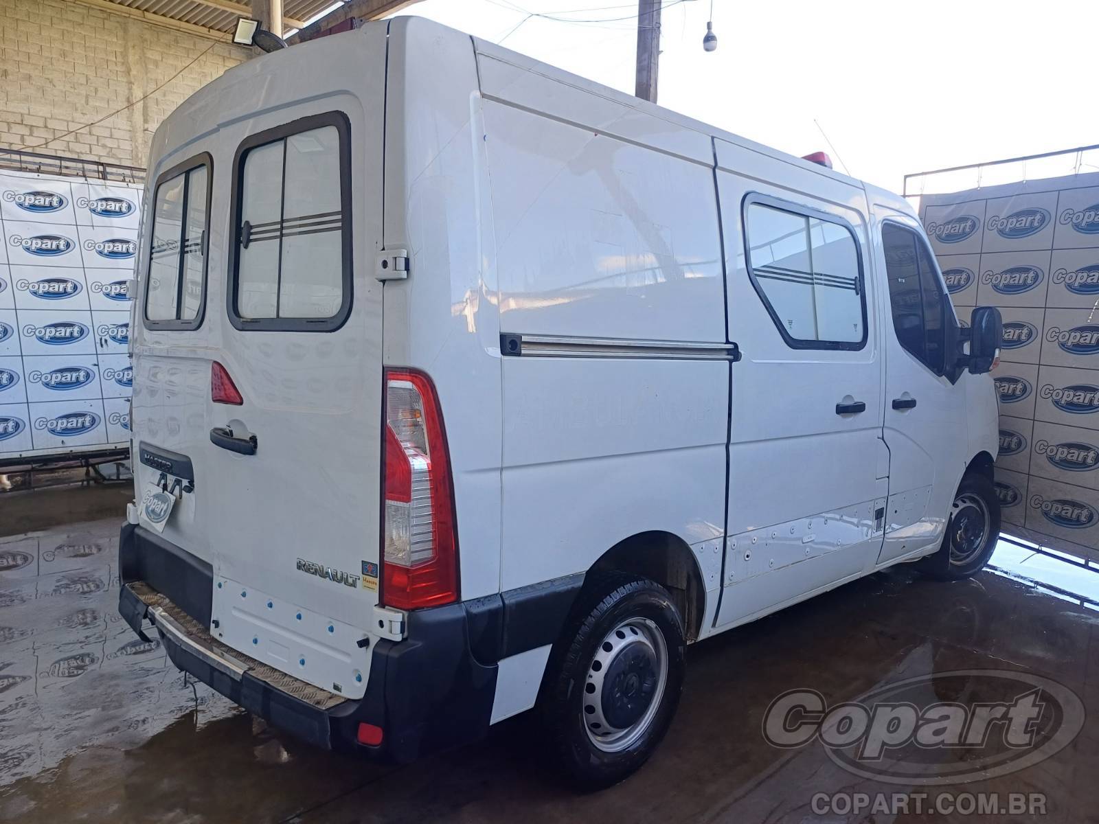 2023 RENAULT MASTER FURGAO — leilão em Candeias/BA (foto 4)