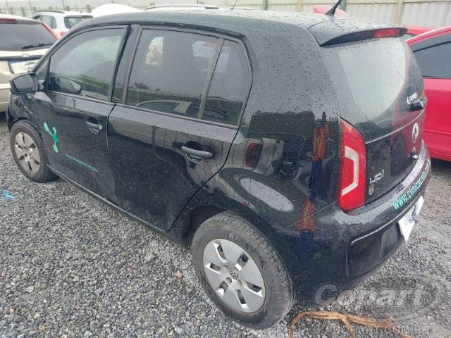 2016 VOLKSWAGEN UP 