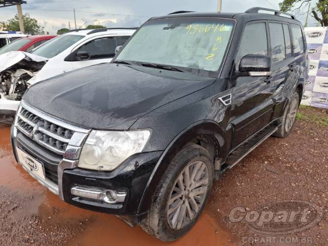 2020 MITSUBISHI PAJERO FULL 