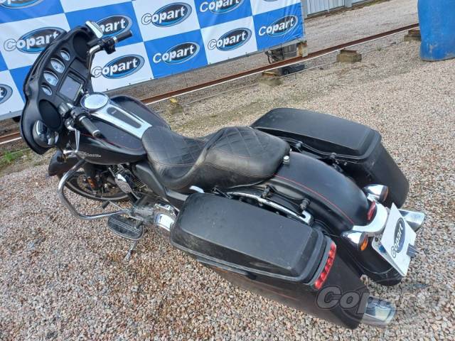 2015 HARLEY-DAVIDSON TOURING 