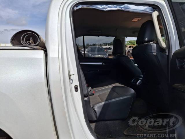 2024 TOYOTA HILUX CD 