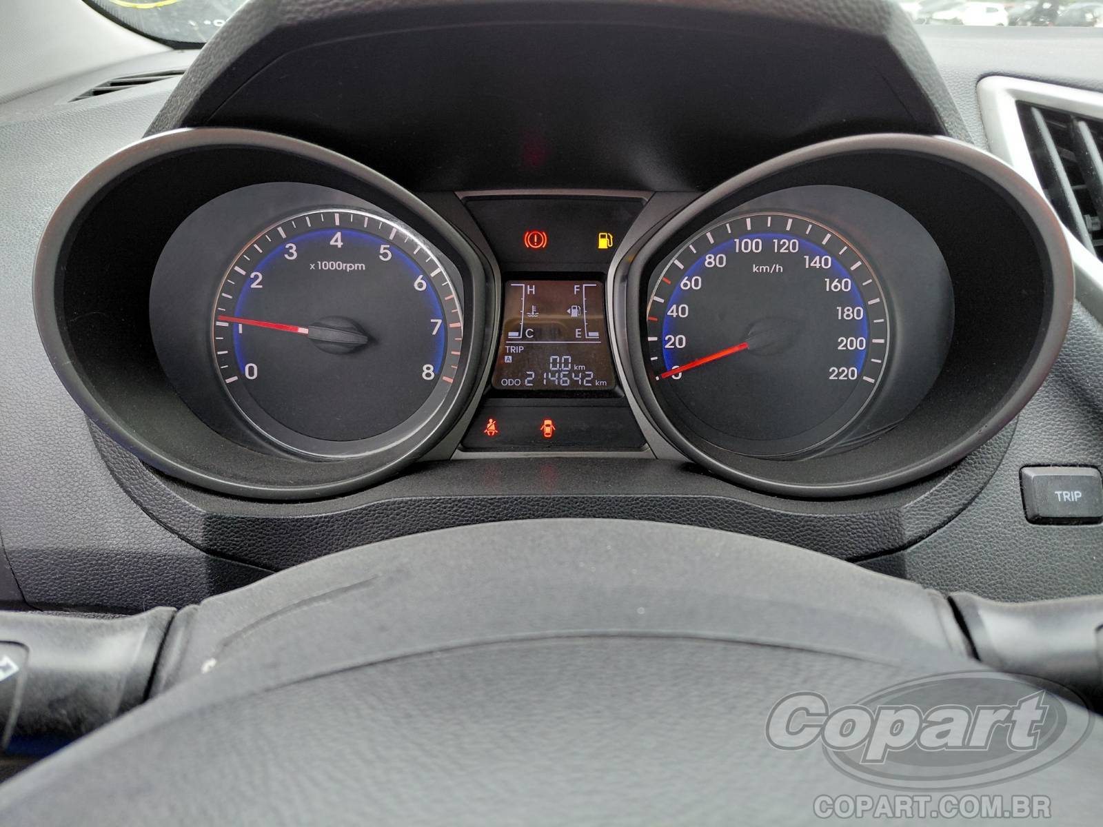 Foto 8 de 10: 2013 HYUNDAI HB20