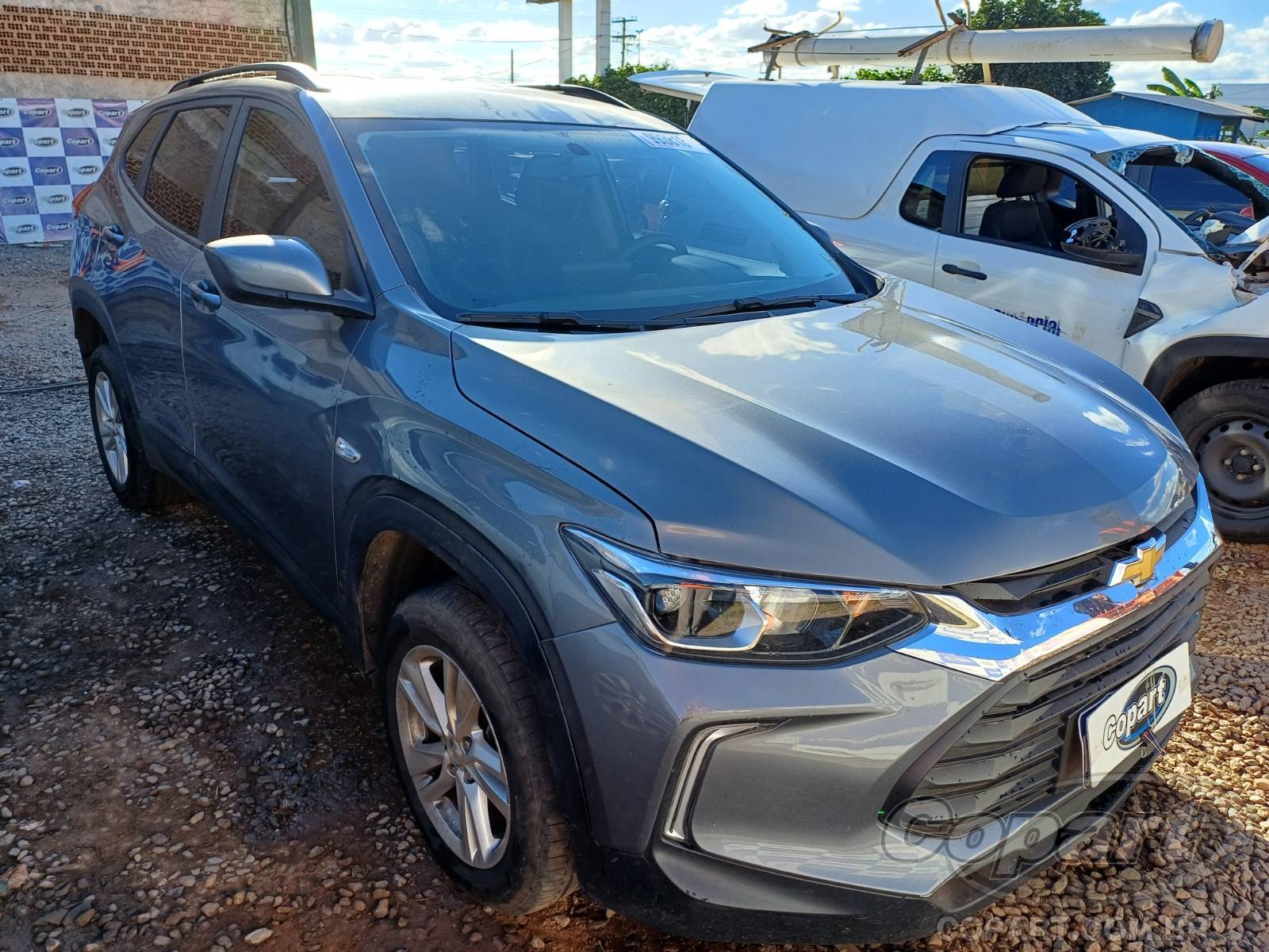 Veículo GM - Chevrolet Tracker CHEVROLET TRACKER LT AT 1.0 12V ECOTEC TURBO 2022 2023 em leilão