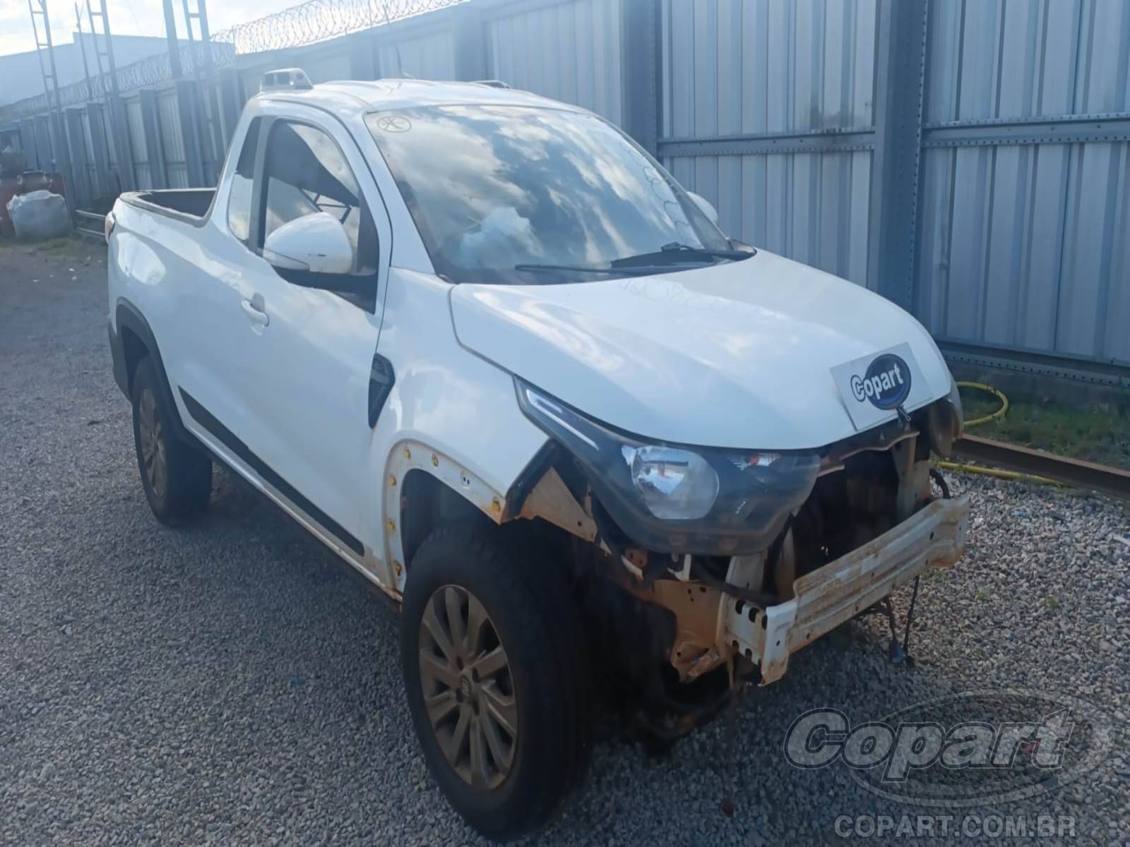 Veículo Fiat Strada Fiat Strada Freedom 1.3 Firefly 2021 Médio Dano Enchente 2021 em leilão