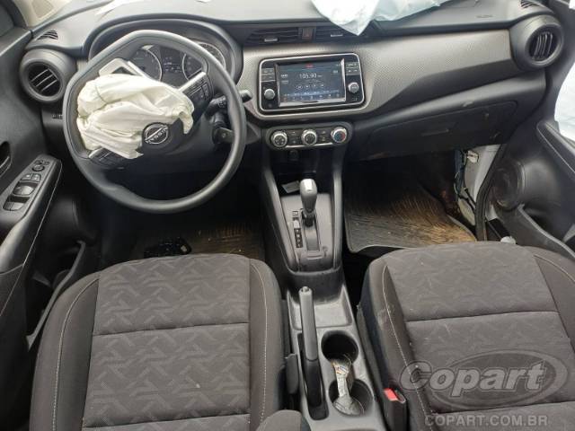 2025 NISSAN Kicks Play 