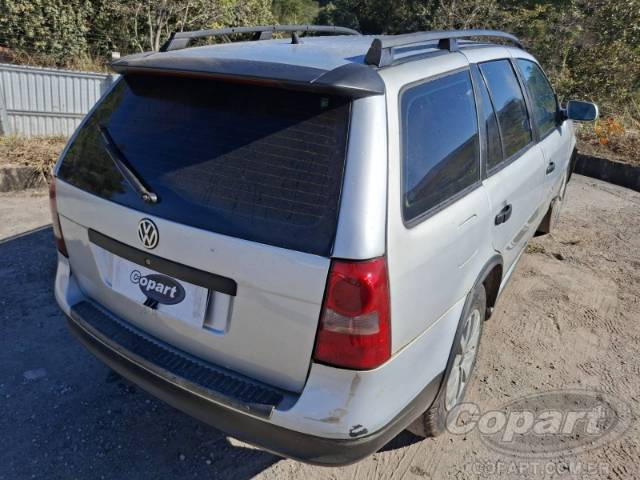 2011 VOLKSWAGEN PARATI 