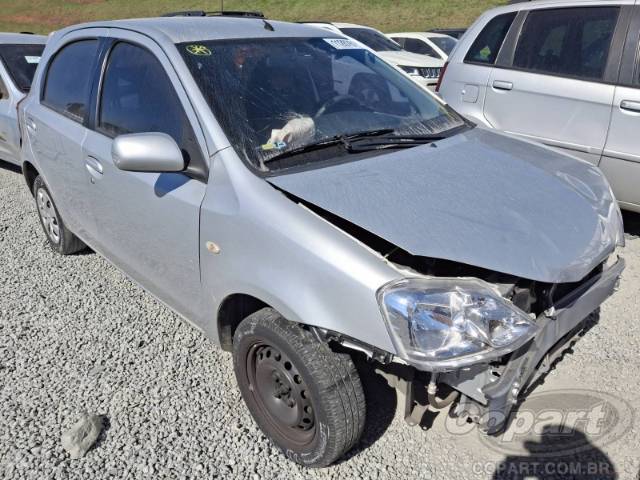 2013 TOYOTA ETIOS 