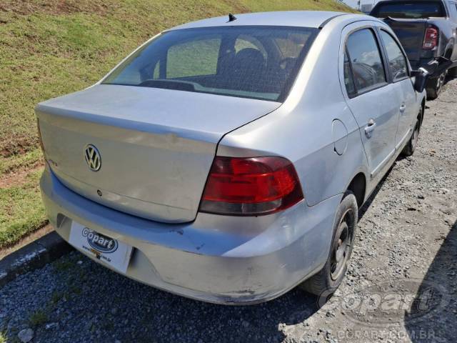 2011 VOLKSWAGEN VOYAGE 