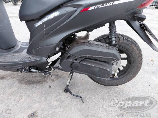 2025 YAMAHA FLUO 