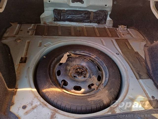 2014 VOLKSWAGEN VOYAGE 