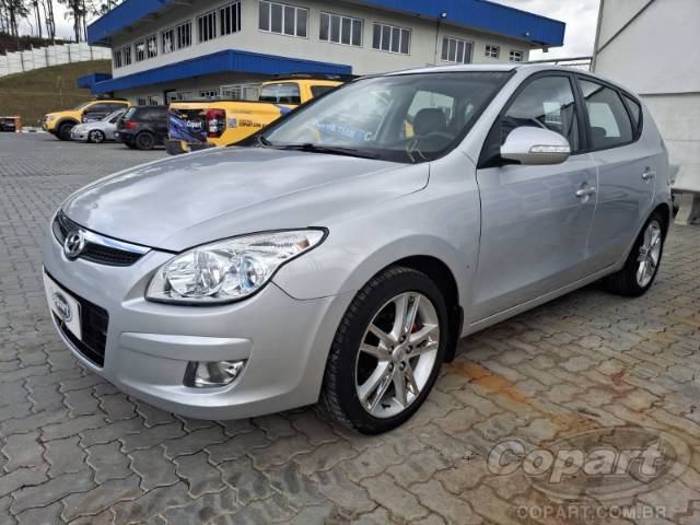 2011 HYUNDAI I30 