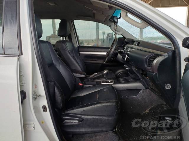 2016 TOYOTA HILUX CD 