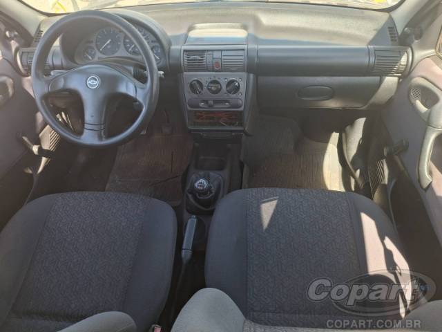2003 CHEVROLET CORSA SEDAN 