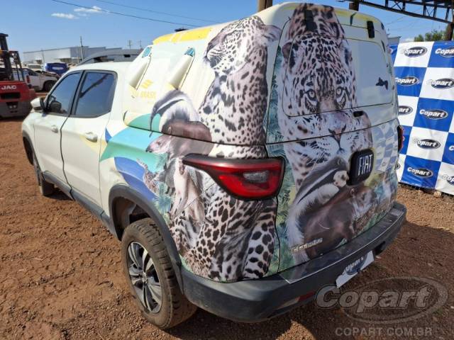 2022 FIAT TORO 