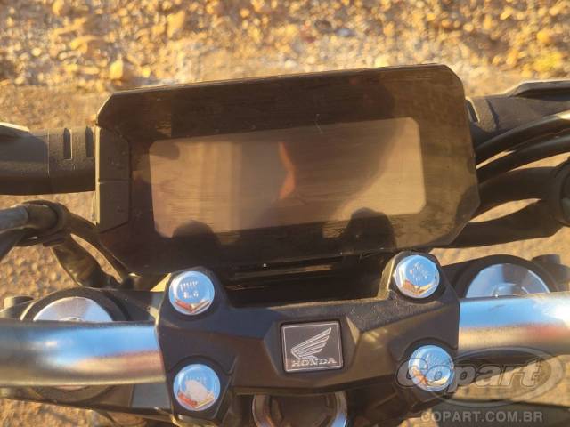 2025 HONDA CB 300F 