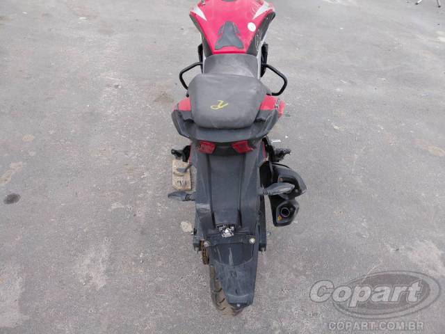 2025 BAJAJ DOMINAR 
