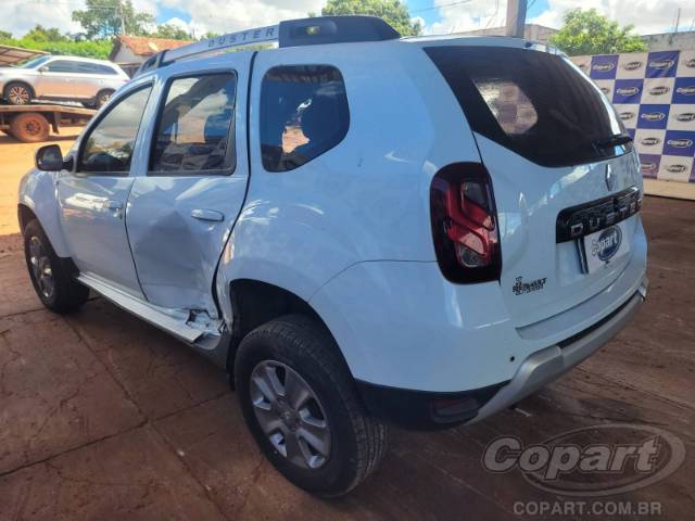 2017 RENAULT DUSTER 