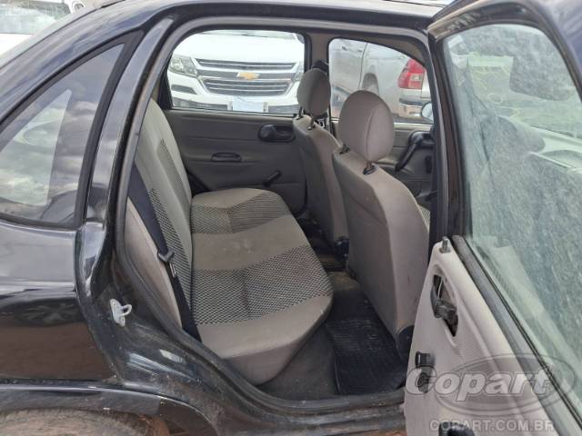 2010 CHEVROLET CLASSIC 