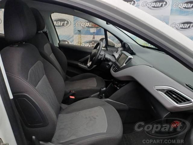2017 PEUGEOT 208 