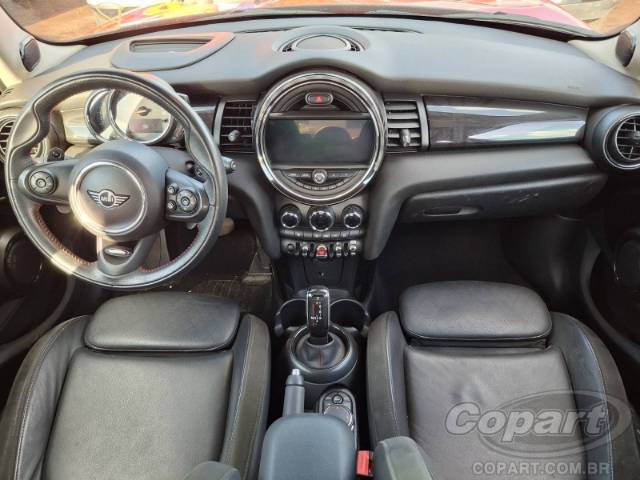 2019 MINI COOPER 
