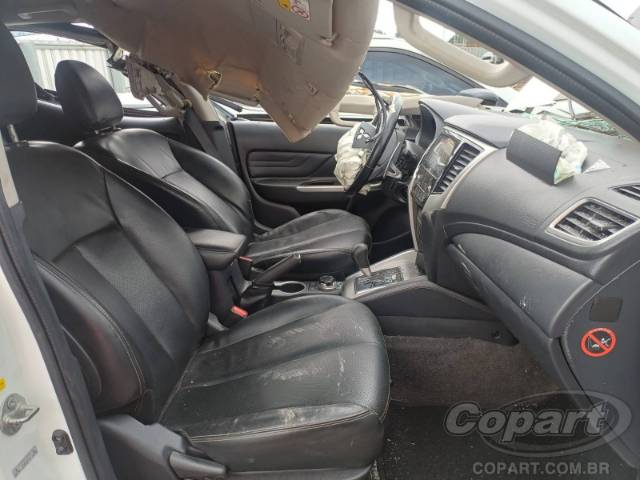 2022 MITSUBISHI L200 TRITON 