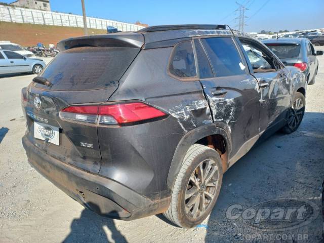 2024 TOYOTA COROLLA CROSS 