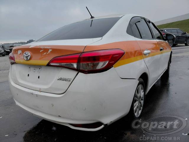 2020 TOYOTA YARIS SEDA 