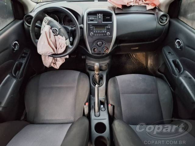 2017 NISSAN VERSA 