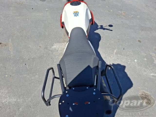 2024 ROYAL ENFIELD SCRAM 